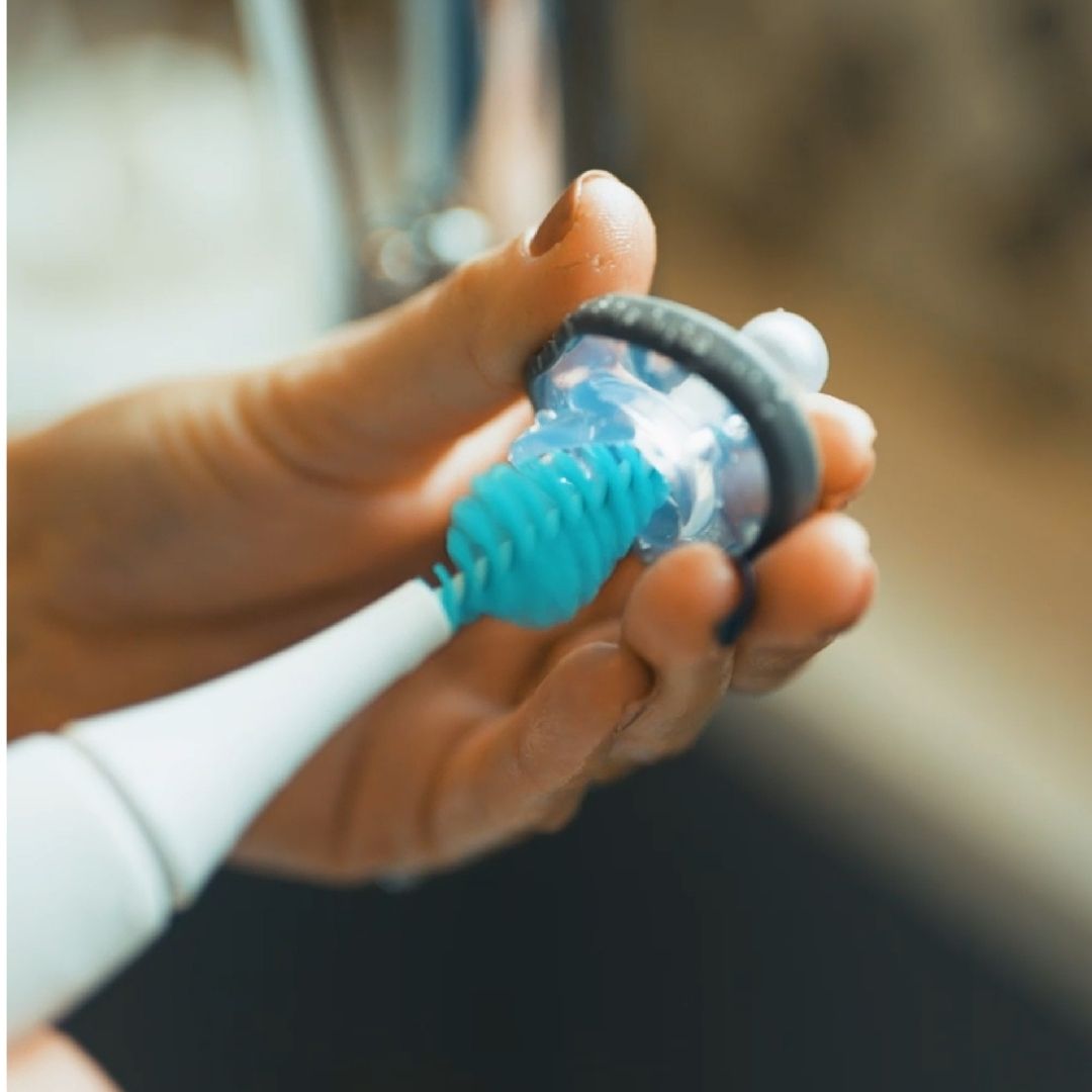 מברשת ניקוי חשמלית E-Brush